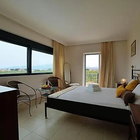 Chateau De Georges Hotel 3*